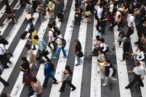 העתיד הולך ברגל העתיד הולך ברגל