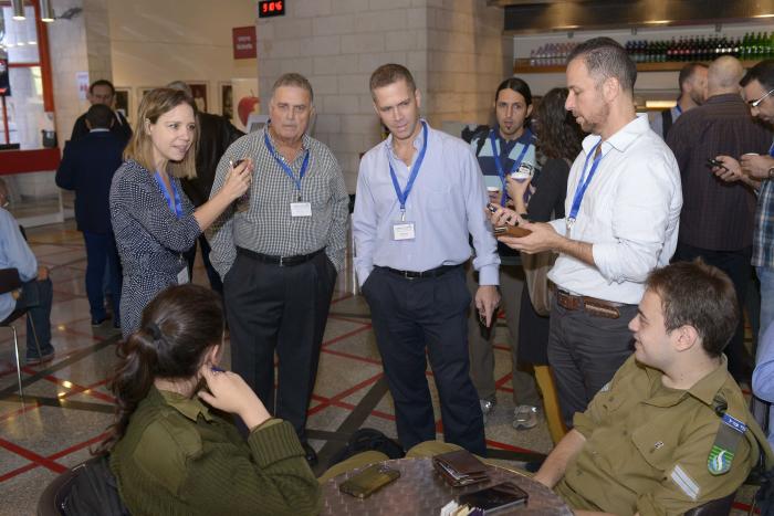 הגדל תמונה