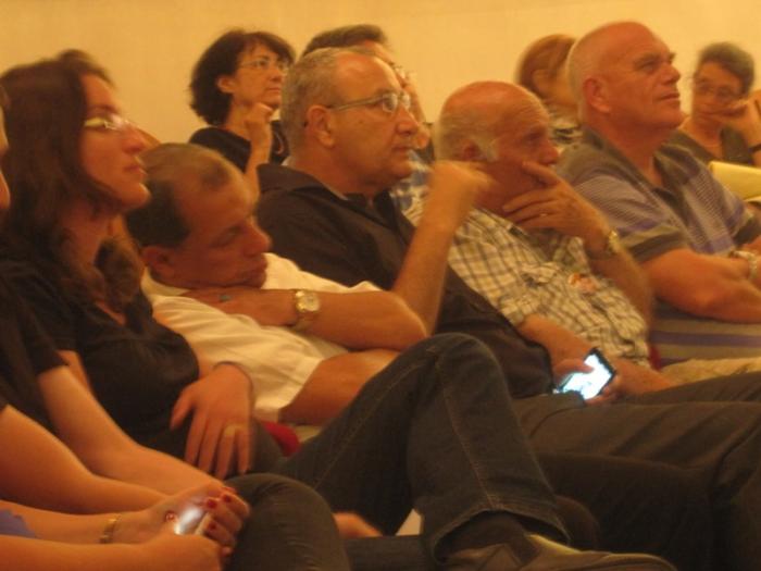 הגדל תמונה
