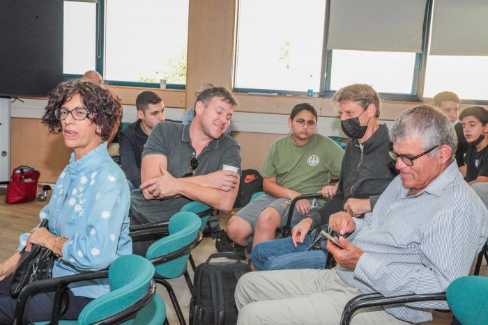 הגדל תמונה